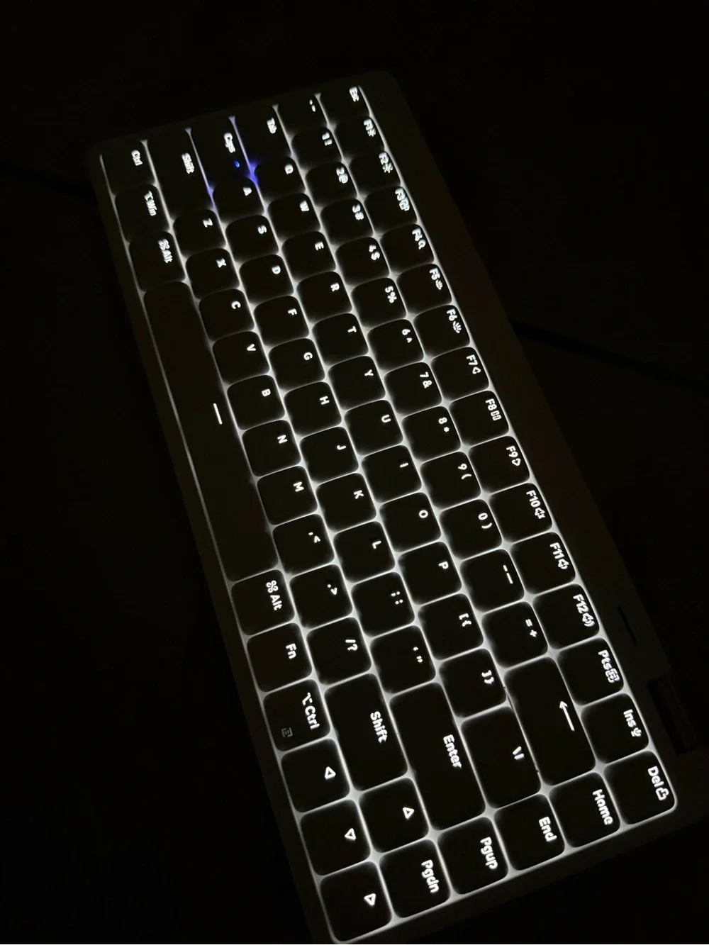 LOFREE Flow Lite Wireless Mechanical Keyboard 84-Key 75% Off White Low Profile